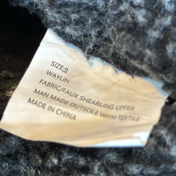 Sugar Vibe Nylon and Suede Waterproof Winter Boot - Picture 6 of 9